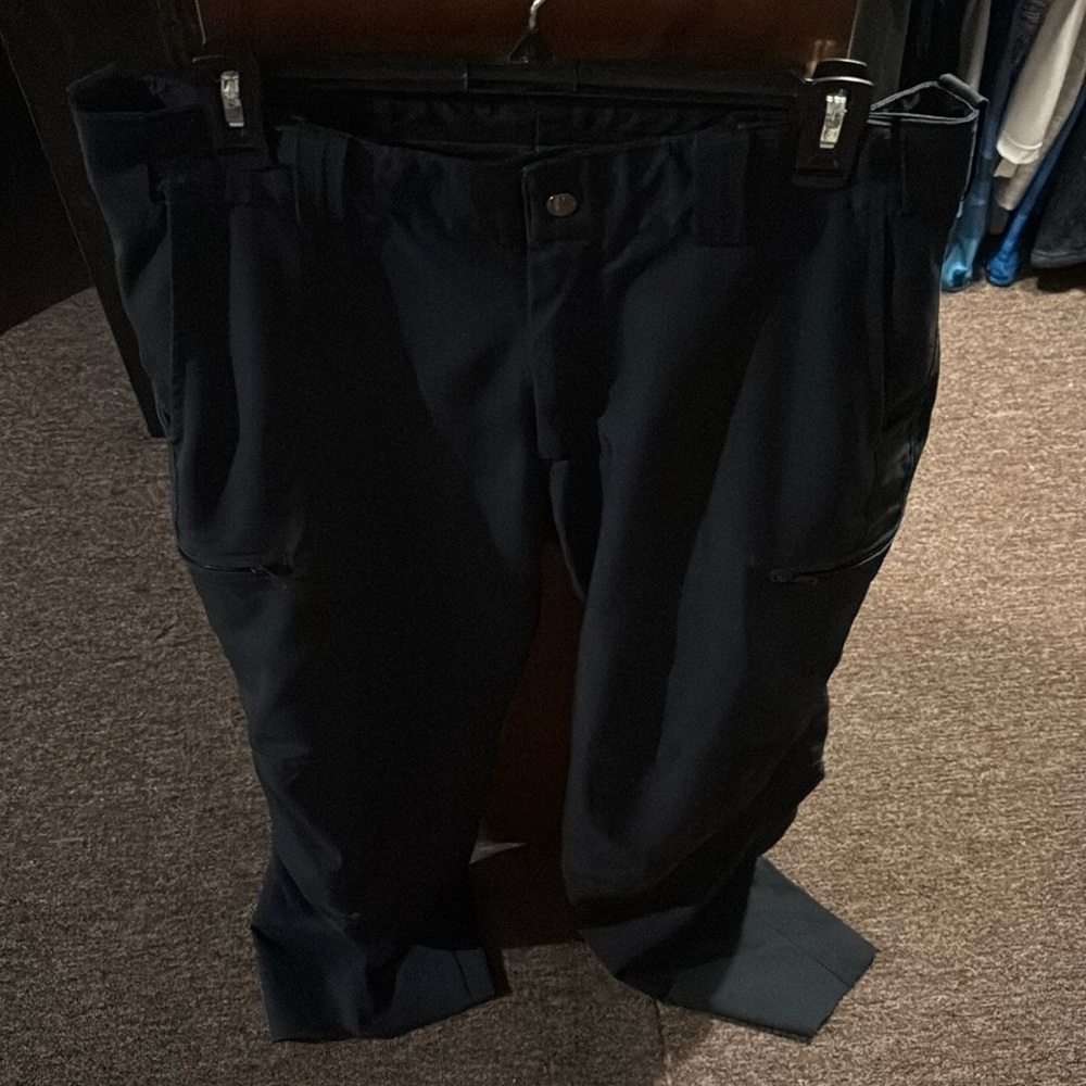 Blauer pants